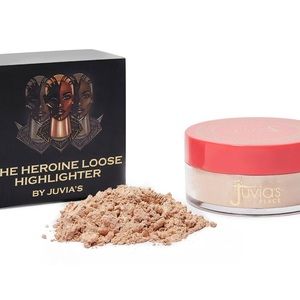 Juvias place loose highlighter